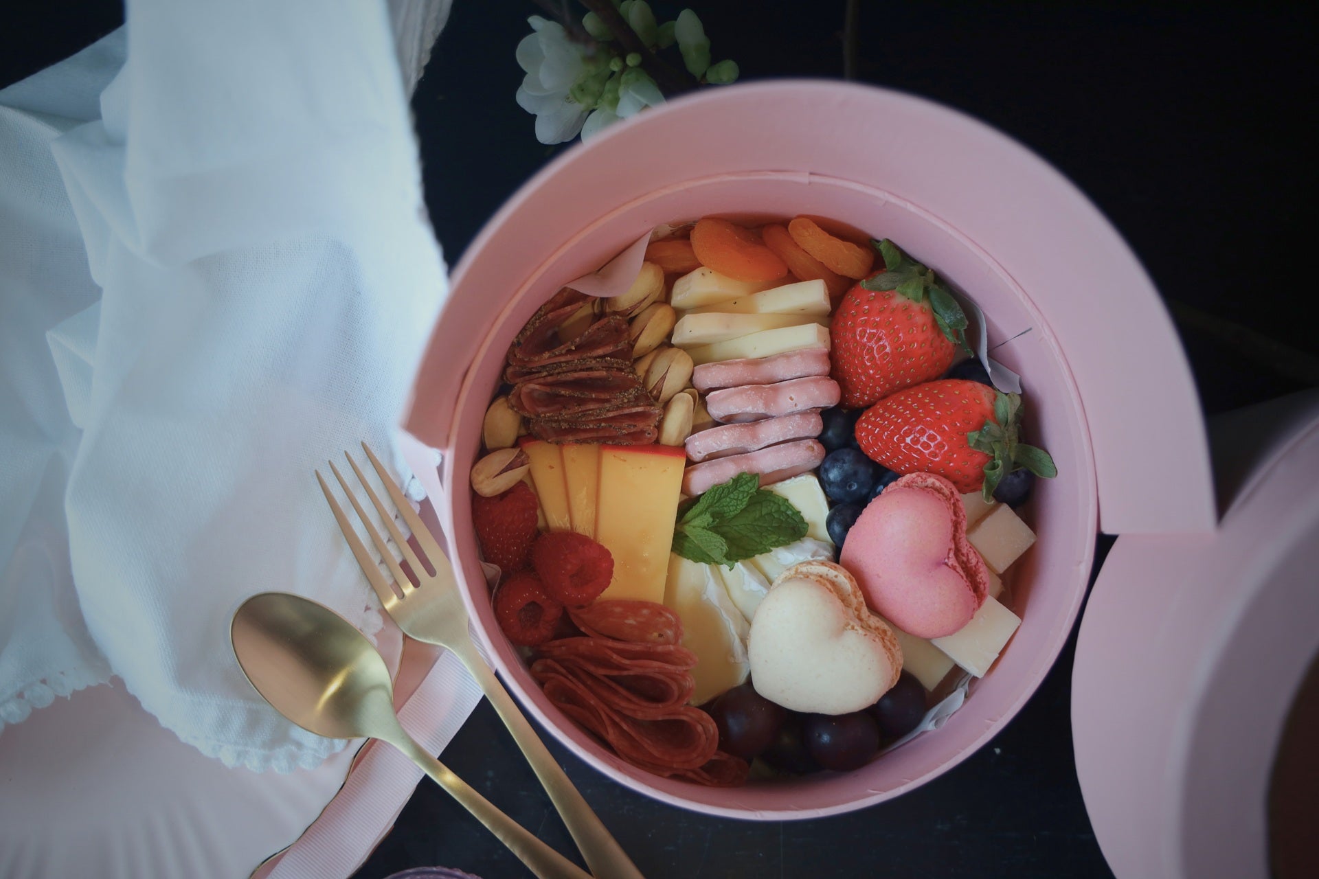 Valentine Flower Charcuterie Gift Set